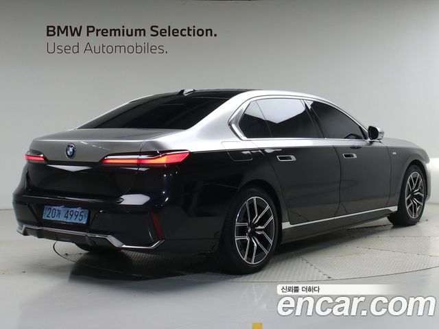 BMW i7 eDrive 50 M Sport — пробег 34 307 км — фото 2 из 5