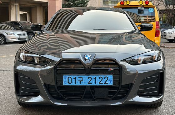 BMW i4 eDrive40 M Sports Pro — пробег 24 069 км — фото 1 из 5