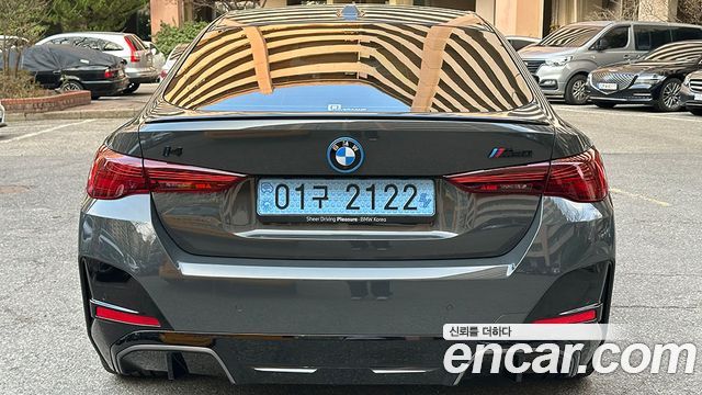 BMW i4 eDrive40 M Sports Pro — пробег 24 069 км — фото 2 из 5