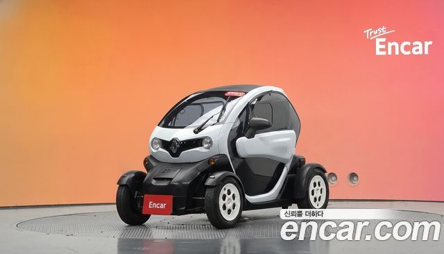 Renault (Samsung) Twizy Cargo(1-seater+Trunk) — пробег 35 726 км — фото 1 из 5