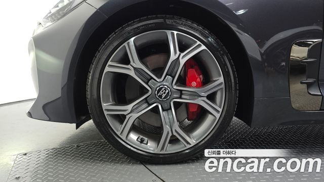 Kia Stinger из Кореи Encar