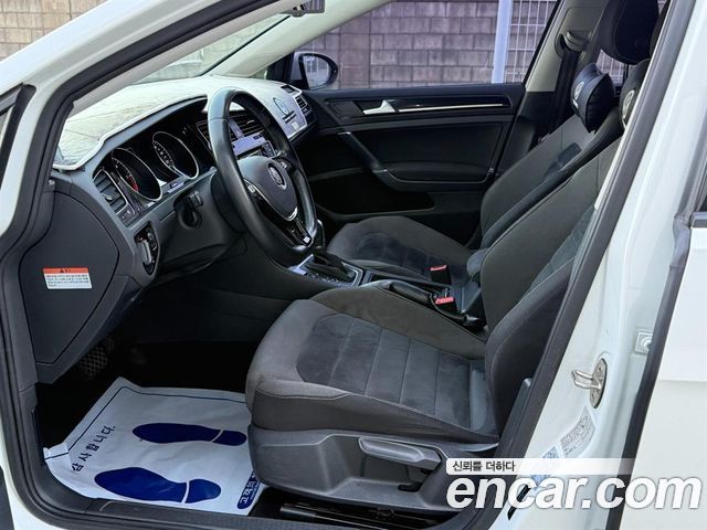 Volkswagen Golf 1.6 TDI — пробег 59 800 км — фото 5 из 5
