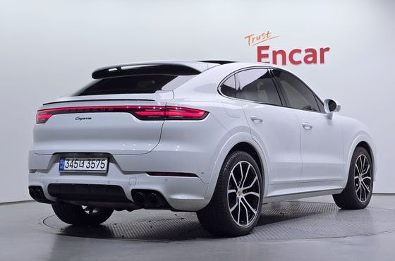 Porsche Cayenne 3.0 COUPE PLATINUM EDITION — пробег 40 565 км — фото 2 из 5