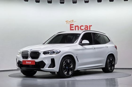 BMW iX3 M Sports — пробег 79 210 км — фото 1 из 5
