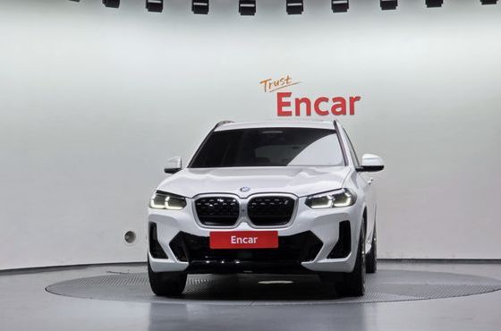 BMW iX3 M Sports — пробег 79 210 км — фото 3 из 5