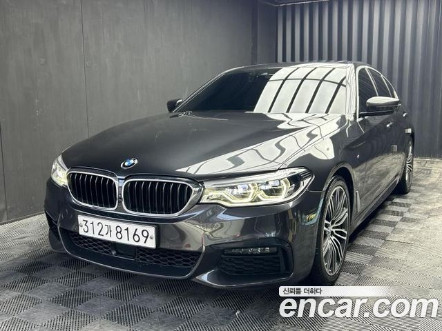 BMW 5-Series 530i M Sport Package Plus — пробег 86 589 км — фото 2 из 5