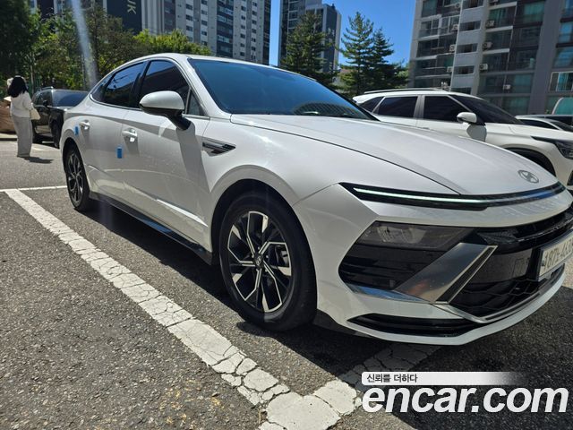 Hyundai Sonata 2.0 Premium — пробег 68 900 км — фото 2 из 5