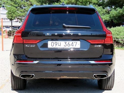 Volvo XC60 D4 Inscription — пробег 160 779 км — фото 4 из 5