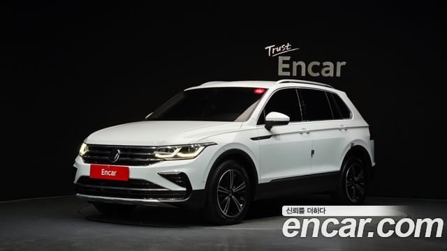 Volkswagen Tiguan 2.0 TDI Premium — пробег 32 518 км — фото 1 из 5