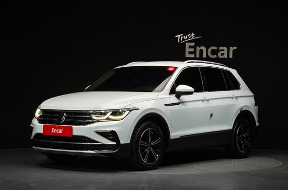 Volkswagen Tiguan 2.0 TDI Premium — пробег 32 518 км — фото 1 из 5