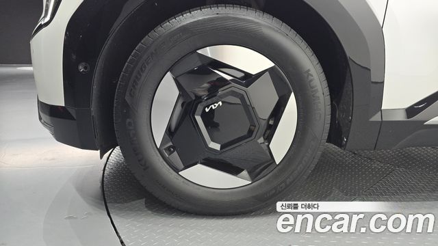 Kia EV9 из Кореи Encar