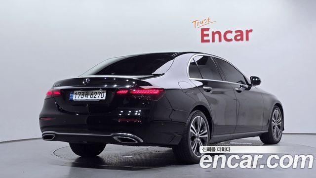 Mercedes-Benz E-Class из Кореи Encar