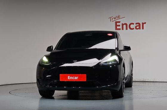 Tesla Model Y RWD — пробег 26 900 км — фото 3 из 5