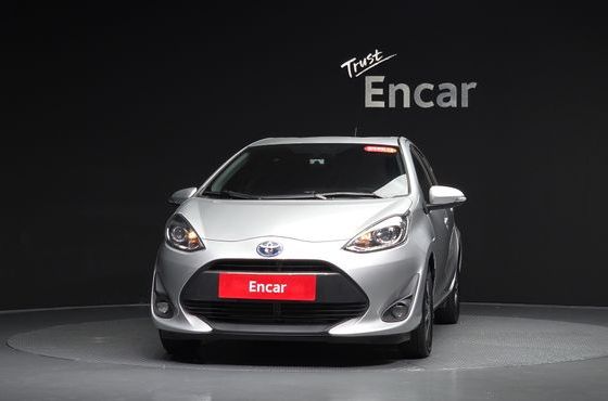 Toyota Prius 1.5 — пробег 92 700 км — фото 3 из 5