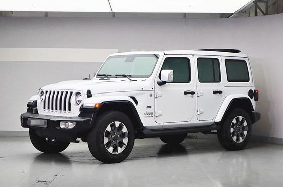 Jeep Wrangler 2.0 Overland Power Top 4Door — пробег 38 370 км — фото 1 из 5