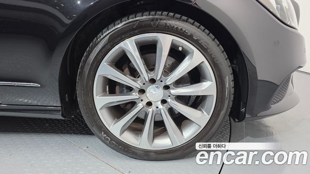 Mercedes-Benz CLS-Class из Кореи Encar