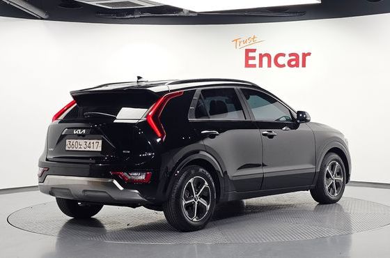 Kia Niro Signature — пробег 173 785 км — фото 2 из 5