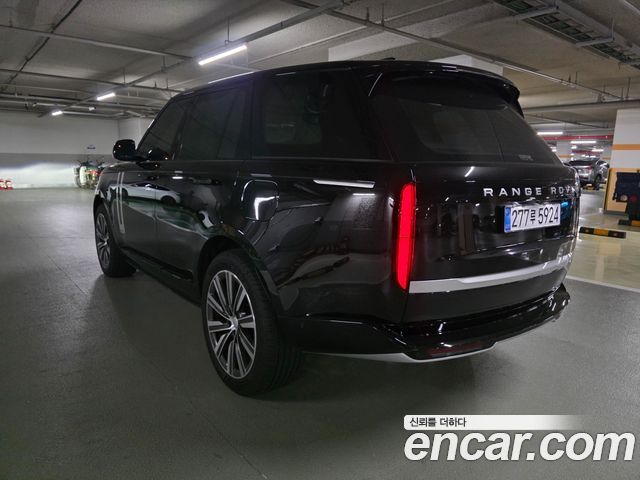 Land Rover Range Rover P550E AB — пробег 8 050 км — фото 5 из 5