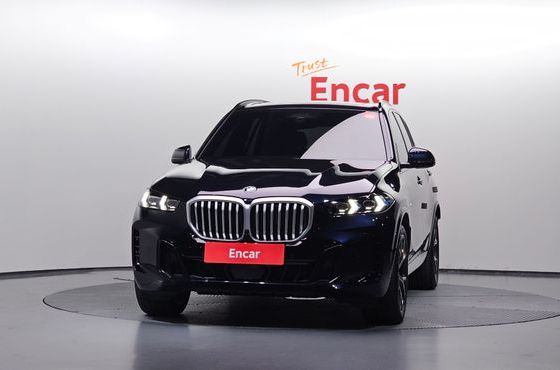 BMW X5 xDrive 30d M Sport — пробег 4 709 км — фото 3 из 5