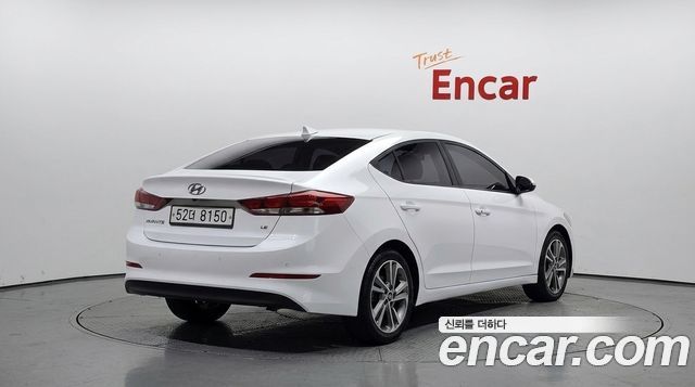 Hyundai AVANTE из Кореи Encar