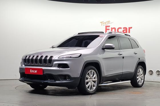 Jeep Cherokee 2.4 Longitude AWD — пробег 122 877 км — фото 1 из 5