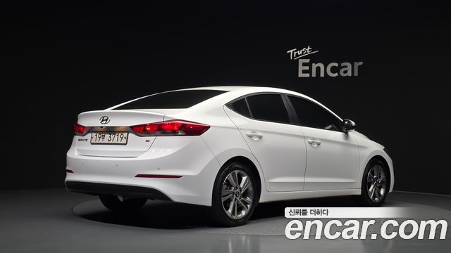 Hyundai AVANTE из Кореи Encar