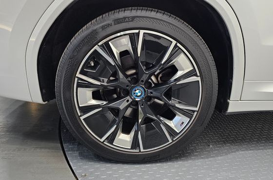 BMW iX3 M Sports — пробег 69 023 км — фото 5 из 5