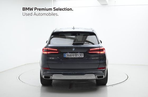 BMW X5 xDrive 40i xLine — пробег 26 972 км — фото 4 из 5