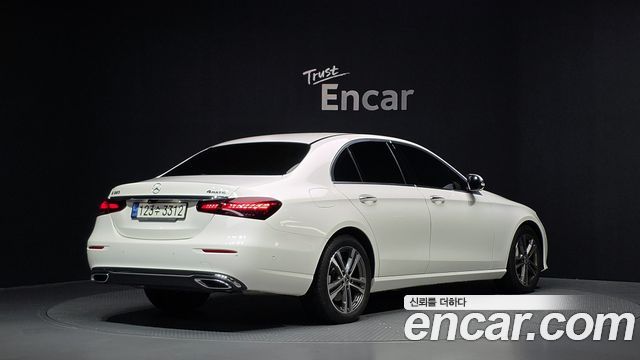 Mercedes-Benz E-Class из Кореи Encar