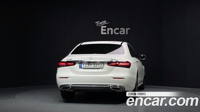 Mercedes-Benz E-Class из Кореи Encar