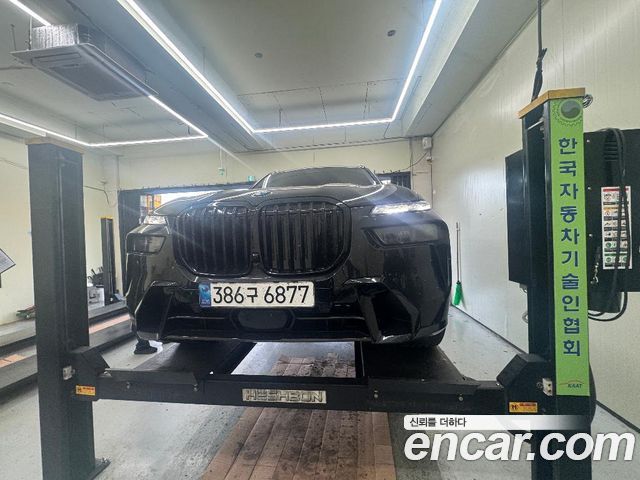 BMW X7 xDrive 40d M Sport 6STR — пробег 4 017 км