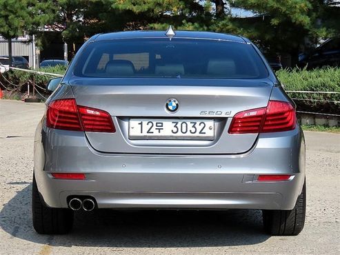 BMW 5-Series 520d — пробег 123 000 км — фото 4 из 5