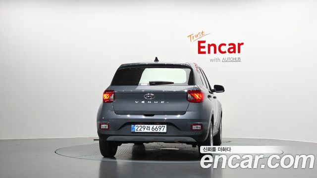 Hyundai Venue из Кореи Encar