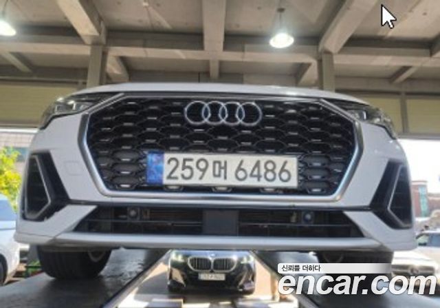 Audi Q3 35 TDI Premium Sportback — пробег 78 829 км — фото 1 из 2