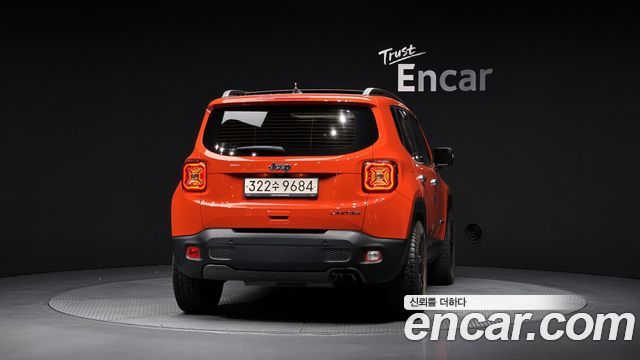 Jeep Renegade 2.4 Limited — пробег 66 270 км — фото 4 из 5