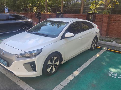 Hyundai Ioniq I — пробег 93 500 км — фото 5 из 5