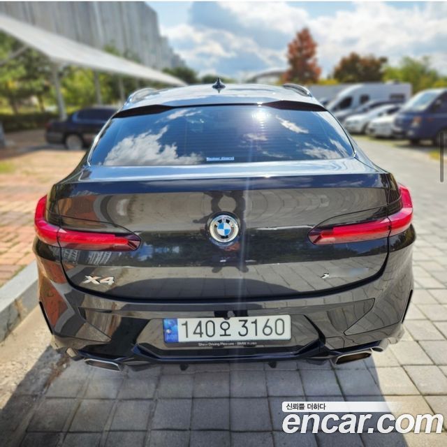 BMW X4 xDrive20i M Sport — пробег 79 000 км — фото 4 из 5