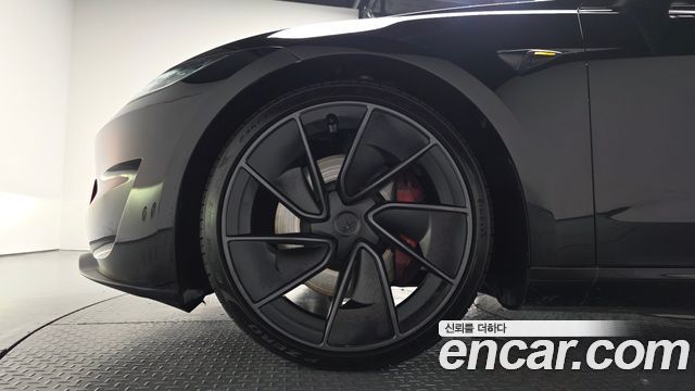 Tesla Model 3 Performance AWD — пробег 18 512 км — фото 5 из 5
