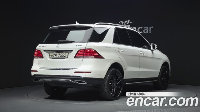 Mercedes-Benz GLE-Class GLE350 d 4MATIC — пробег 186 646 км — фото 2 из 5