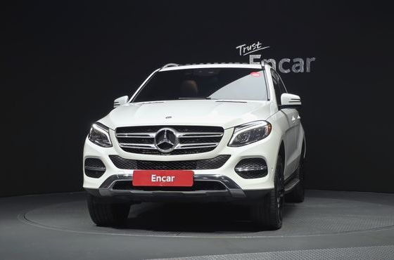 Mercedes-Benz GLE-Class GLE350 d 4MATIC — пробег 186 646 км — фото 3 из 5