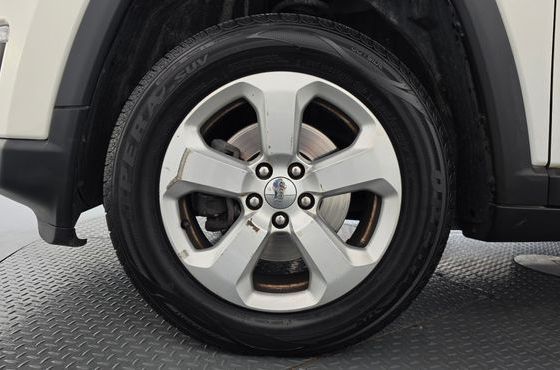 Jeep Compass 2.4 Limitied AWD — пробег 98 527 км — фото 5 из 5