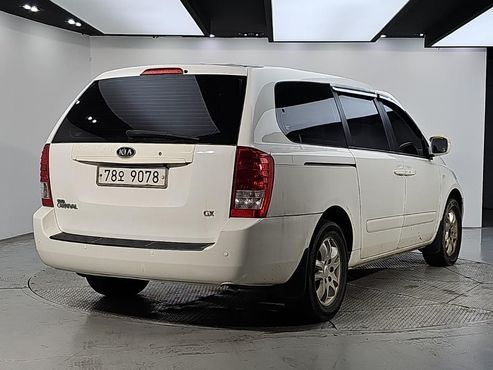 Kia Carnival LPI GX Deluxe — пробег 241 100 км — фото 4 из 5