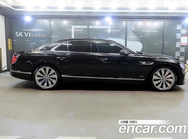 Bentley Flying Spur 6.0 — пробег 24 290 км — фото 4 из 5