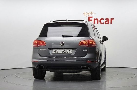 Volkswagen Touareg V6 3.0 TDI Bluemotion 7P5 — пробег 133 776 км — фото 4 из 5