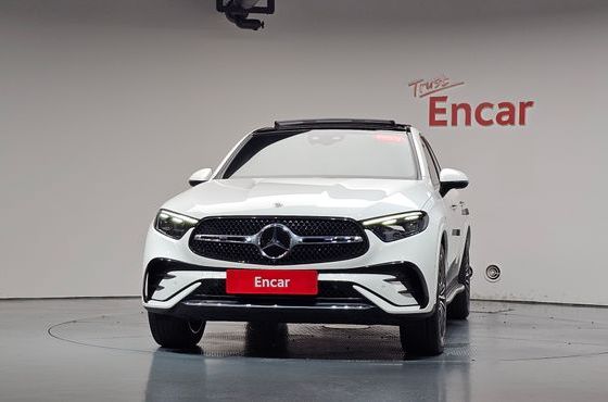 Mercedes-Benz GLC-Class GLC300 4MATIC Coupe — пробег 28 457 км — фото 3 из 5