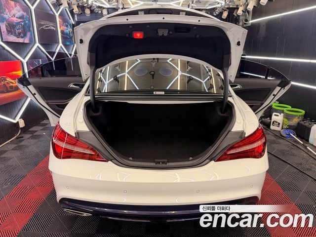 Mercedes-Benz CLA-Class CLA250 4MATIC AMG Line — пробег 84 990 км — фото 3 из 5