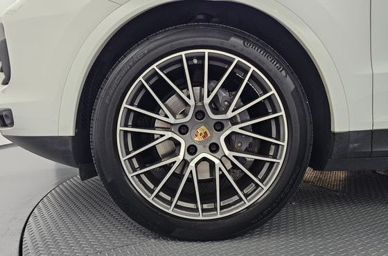 Porsche Cayenne 3.0 — пробег 35 837 км — фото 5 из 5