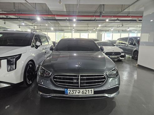 Mercedes-Benz E-Class E300e 4MATIC Exclusive — пробег 76 750 км — фото 1 из 5