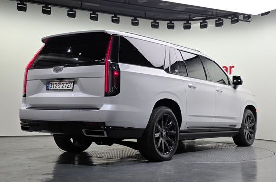 Cadillac Escalade 6.2 ESV ESV Premium Luxury Platinum — пробег 73 856 км — фото 2 из 5