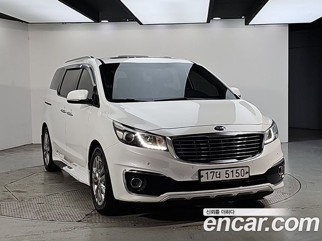 Kia Carnival 9-seater Prestige — пробег 131 626 км — фото 3 из 5